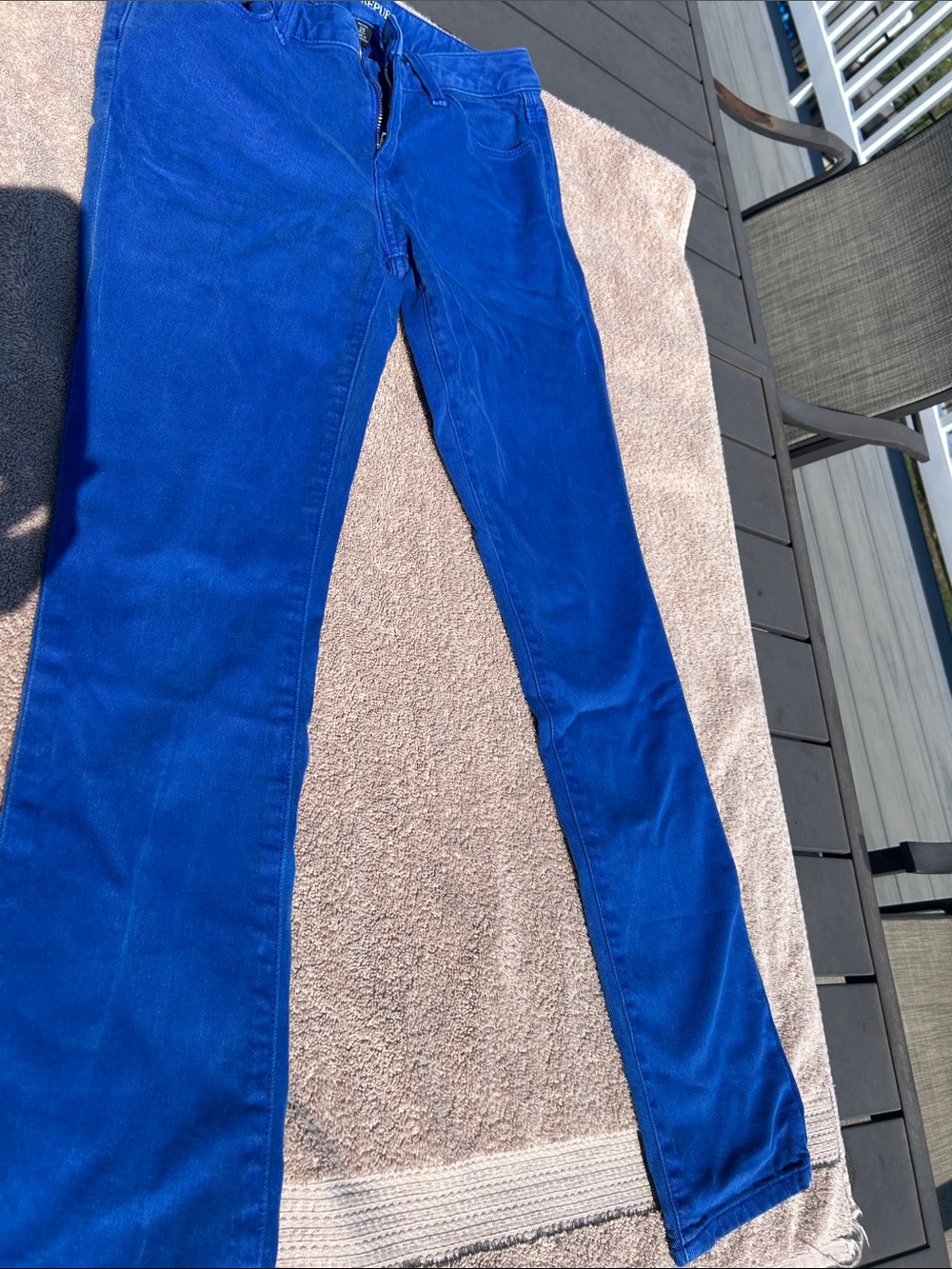 Women's Size 26P Banana Republic  Vibrant Blue Skinny Jeans straight ankle